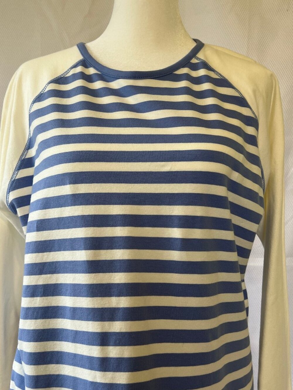 Liz Claiborne Liz & Co Blue & White Striped Shirt - Picture 2 of 14